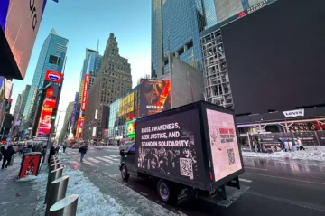 Massive Khojaly genocide awareness campaign hits New York streets PHOTO
