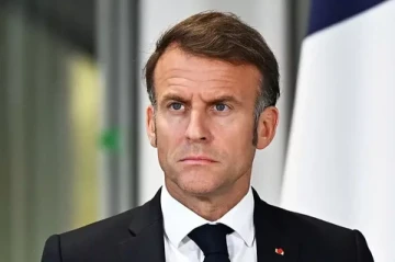 Macron urges Iran to reopen Strait of Hormuz