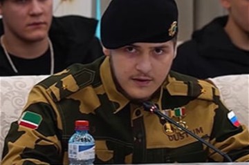 18-летний сын Рамзана Кадырова стал самым молодым майором в России