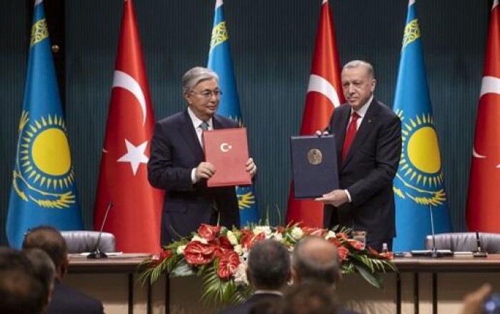 Erdogan congratulates Tokayev on successful referendum