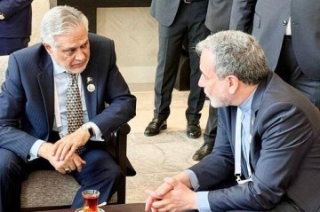 Pakistan and Iran FMs discuss diplomacy and Hormuz Strait