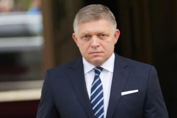 Фицо: у ЕС нет шансов повлиять на завершение ближневосточного конфликта