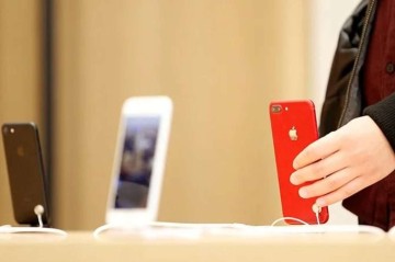 Dubaydan ölkəmizə gətirilən mobil telefonlar bahalaşa bilər -