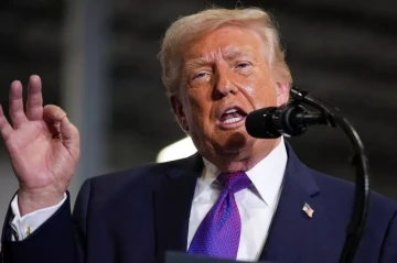 Trump vows to "completely obliterate" Iran's oil, energy infrastructure “In retribution” for US soldiers