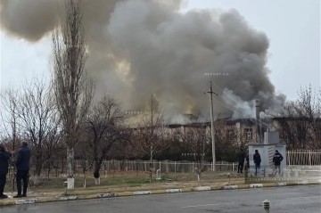 В Нахчыване в воинской части начался пожар