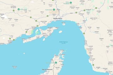 Hormuz Strait faces threat of closure; Crude oil prices on rise