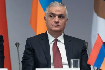 Armenian deputy PM calls for easing transit restrictions through Azerbaijan