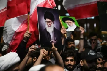 Berlin mosque hosts memorial following death of Iran’s supreme leader