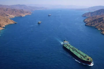 First Turkish-owned ship passes through Strait of Hormuz as others remain stranded