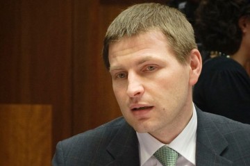 Министр обороны одной из стран НАТО пожаловался на поведение США