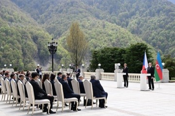 Aliyev and Babis made press statements in Gabala