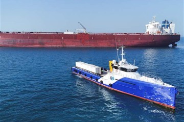Четыре иранских нефтяных танкера прорвали блокаду Ормуза