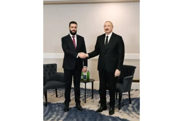 Президент Ильхам Алиев пригласил Ахмеда аш-Шараа посетить Азербайджан