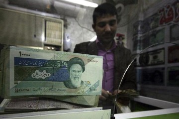 Iran dollar hits record 171,000 tomans