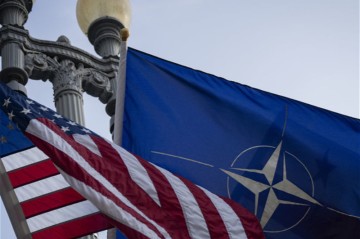 Трамп предупредил, что США пересмотрит отношения с НАТО