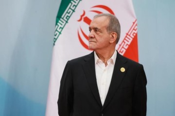 Пезешкиан: Иран готов вести переговоры с США, но "в рамках правовых норм"