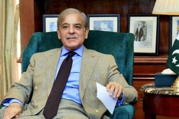 Iranian delegation meets Pakistan PM ahead of US talks