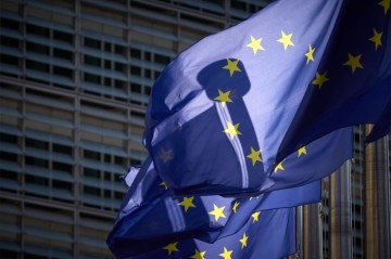 Евросоюз утвердил кредит на €90 млрд Украине и новые санкции против России