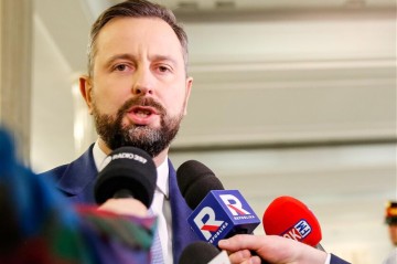 Министр: Польша готова принять войска США для укрепления НАТО