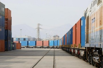 Çin Azərbaycan ərazisi ilə yeni ticarət marşrutu qurur - Rusiyadan