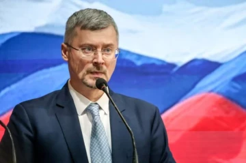 Russia, Pakistan seek new payment methods as Western sanctions bite