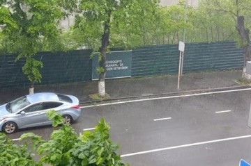 В Ходжалы выпал град