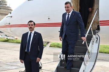 Джевдет Йылмаз находится с визитом в Турции