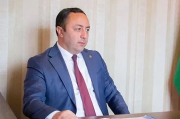 Зачитан приговор бывшему председателю партии, обвиняемому в мошенничестве