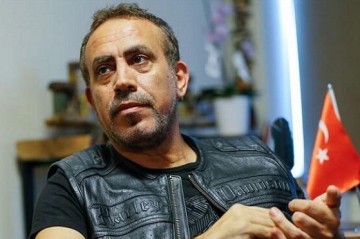 Haluk Levent performs at WUF13 in Baku - Video