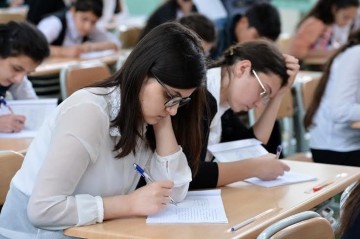 Eyni müəllim, eyni tədris, bəs niyə fərqli nəticə? –