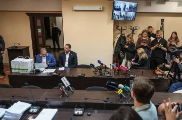 Ukraine court sets strict bail terms for former presidential office head