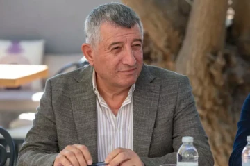 Türkiye authorities detain Güzelbahçe mayor, conduct searches in municipal building