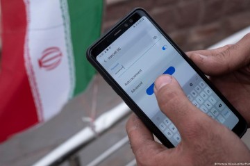 İranda internet məhdudiyyətləri 11-ci həftəyə