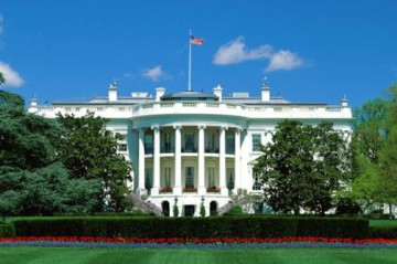 Gunman killed after shooting near White House - Video