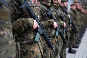 Poland calls on NATO to accelerate defence spending increase