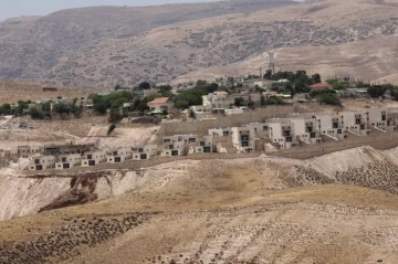 Media: Israeli settlers set West Bank mosque on fire