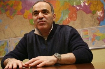 Russia places Garry Kasparov on international wanted list