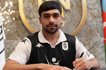“Neftçi”dən mövsümdə ilk transfer