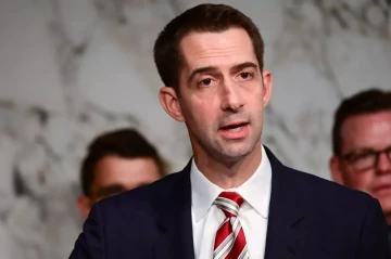 Senator Cotton urges sanctions on Iran’s Strait of Hormuz authority