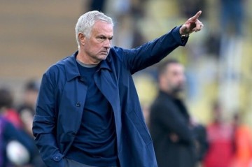Возвращение Моуринью в "Реал" будет отложено