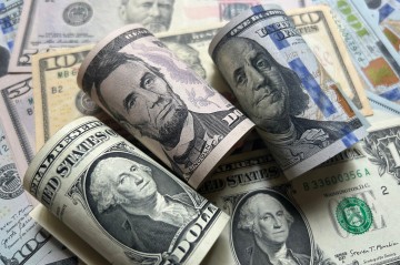 Ekspertdən dollarla bağlı yeni proqnoz - Məzənnə kəskin arta bilər