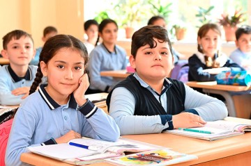 Azərbaycanda məktəblər 2 gün tez BAĞLANACAQ