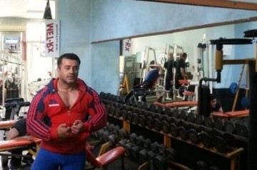 Известный спортсмен скончался после тренировки