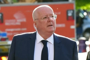 Former Scottish National Party chief admits embezzling £400,000