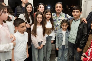 Subway Azərbaycan организовал посещение вечера КВН для детей из семей шехидов и ветеранов - ФОТО - ВИДЕО