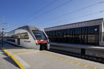 Qatarla Dərnəgüldən Xırdalana 60 qəpiyə, Sumqayıta isə 1 manata gedə bilərsiniz - Fotolar