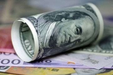 Azərbaycanda dollar erası bitir?