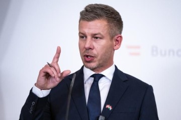 Новые и прежние власти Венгрии обвинили друг друга во лжи и лицемерии