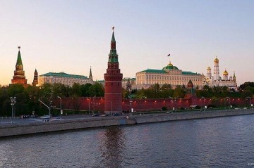 Moscow to restrict mobile internet and SMS on May 9