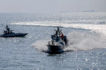 IRGC promises safe passage via Strait of Hormuz after “neutralising threats”